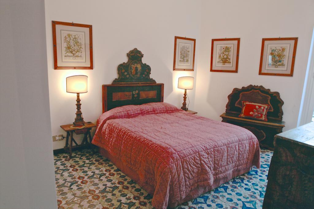 Domus Antonella A Trastevere ローマ 部屋 写真