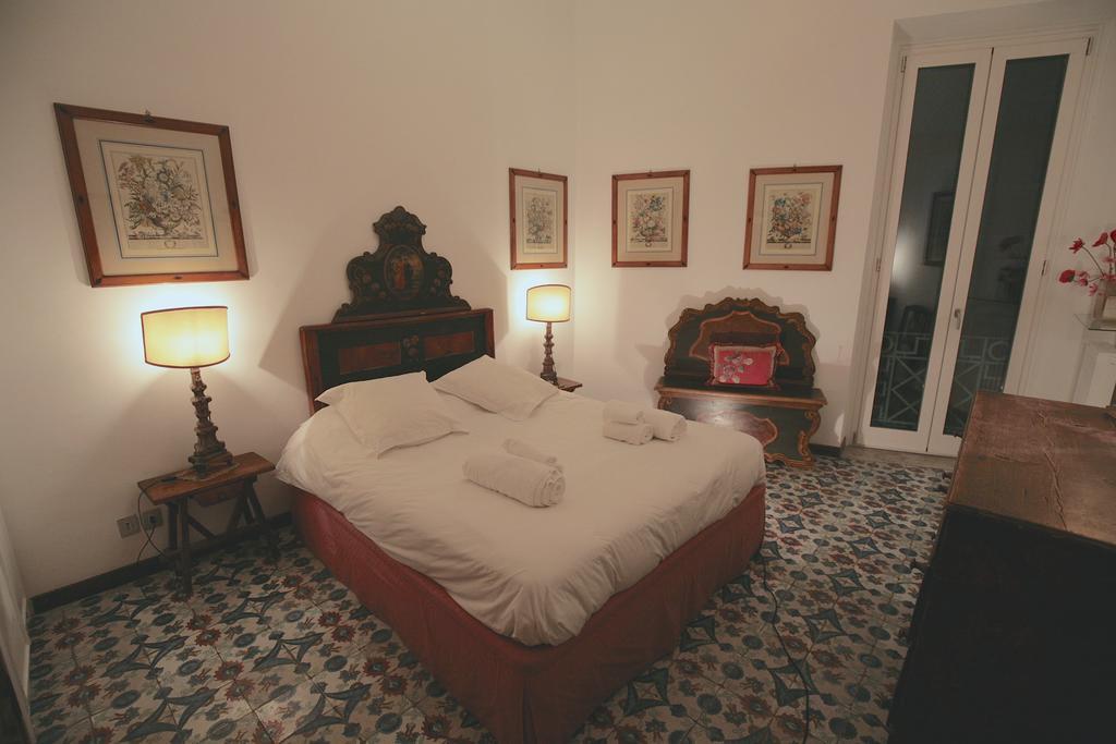 Domus Antonella A Trastevere ローマ エクステリア 写真